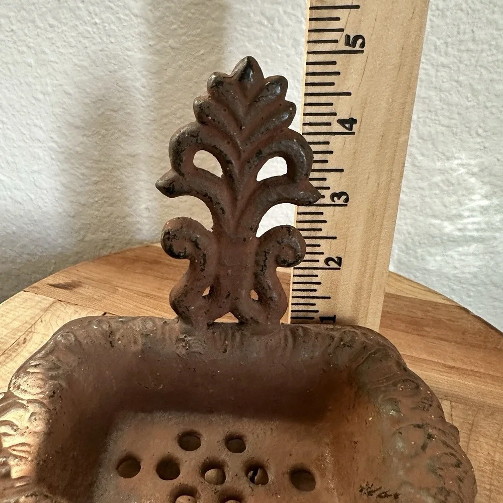 Vintage Style Soap Dish 5 Inch Cast Iron Metal Rustic Footed Ornate Antique Look